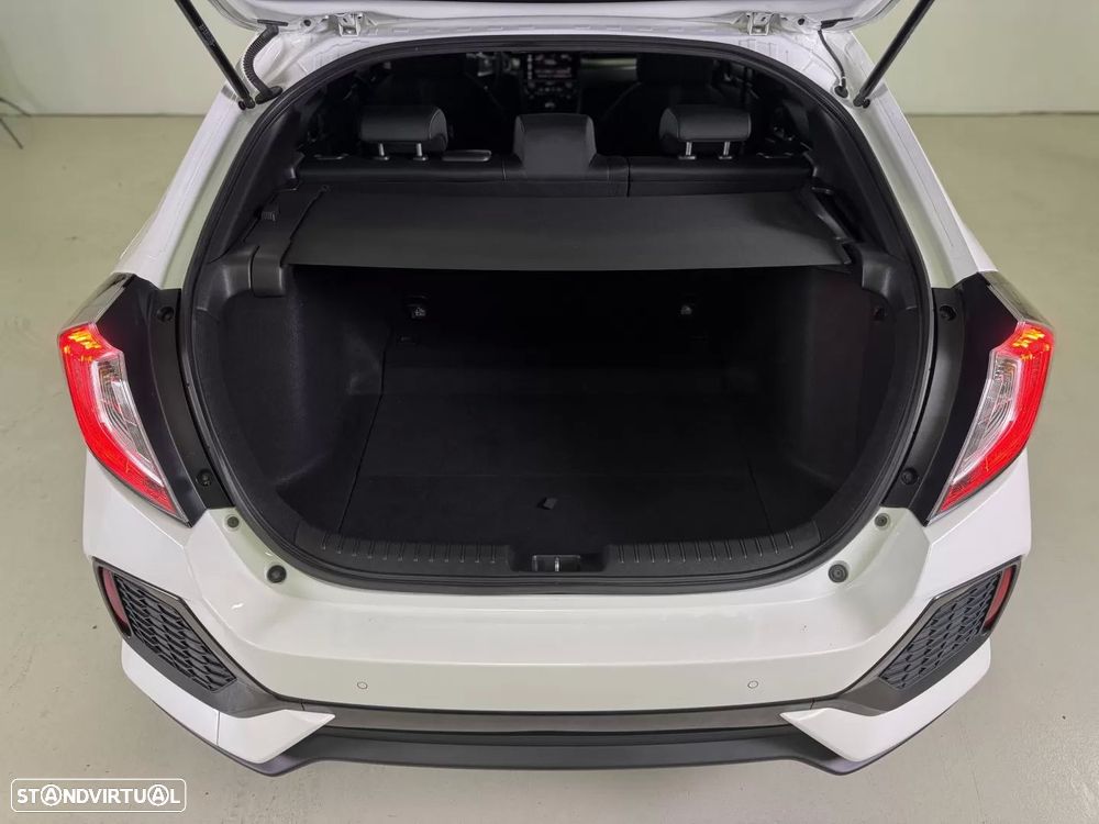 Honda Civic 1.0 i-VTEC Executive Premium - 20