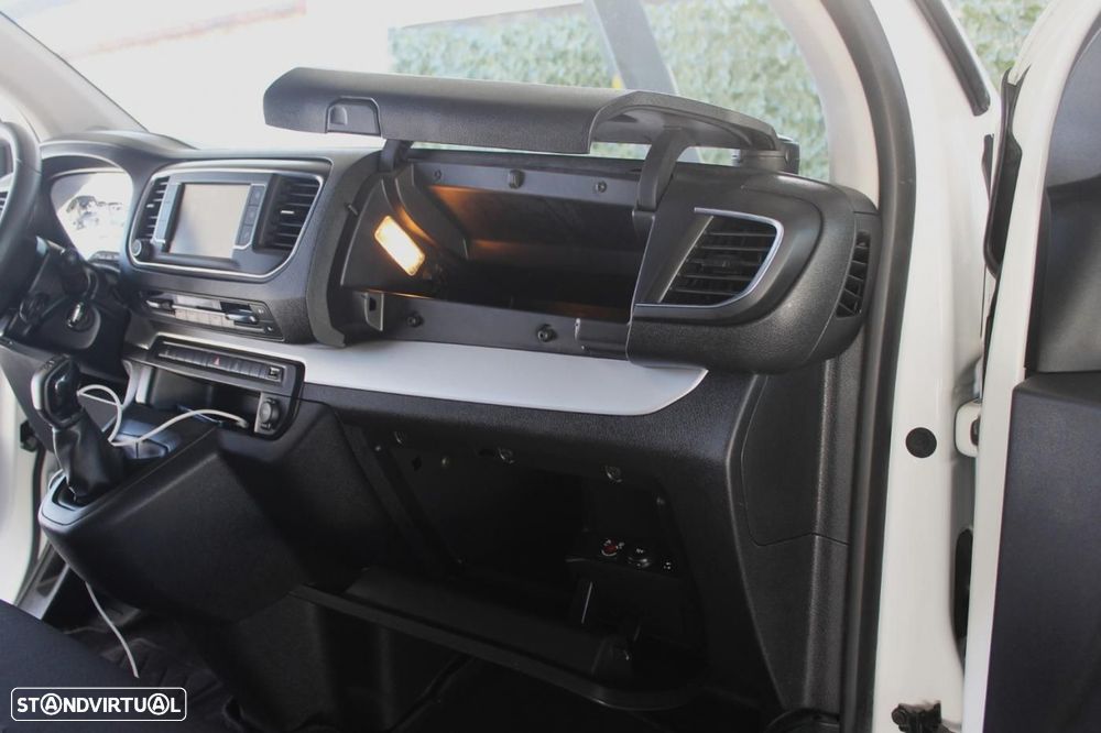 Peugeot Traveller 1.6 BlueHDi L2H1 Business Standard - 31