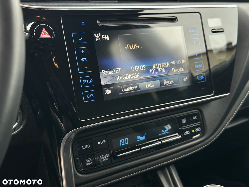 Toyota Auris 1.2 Turbo Team Deutschland - 27