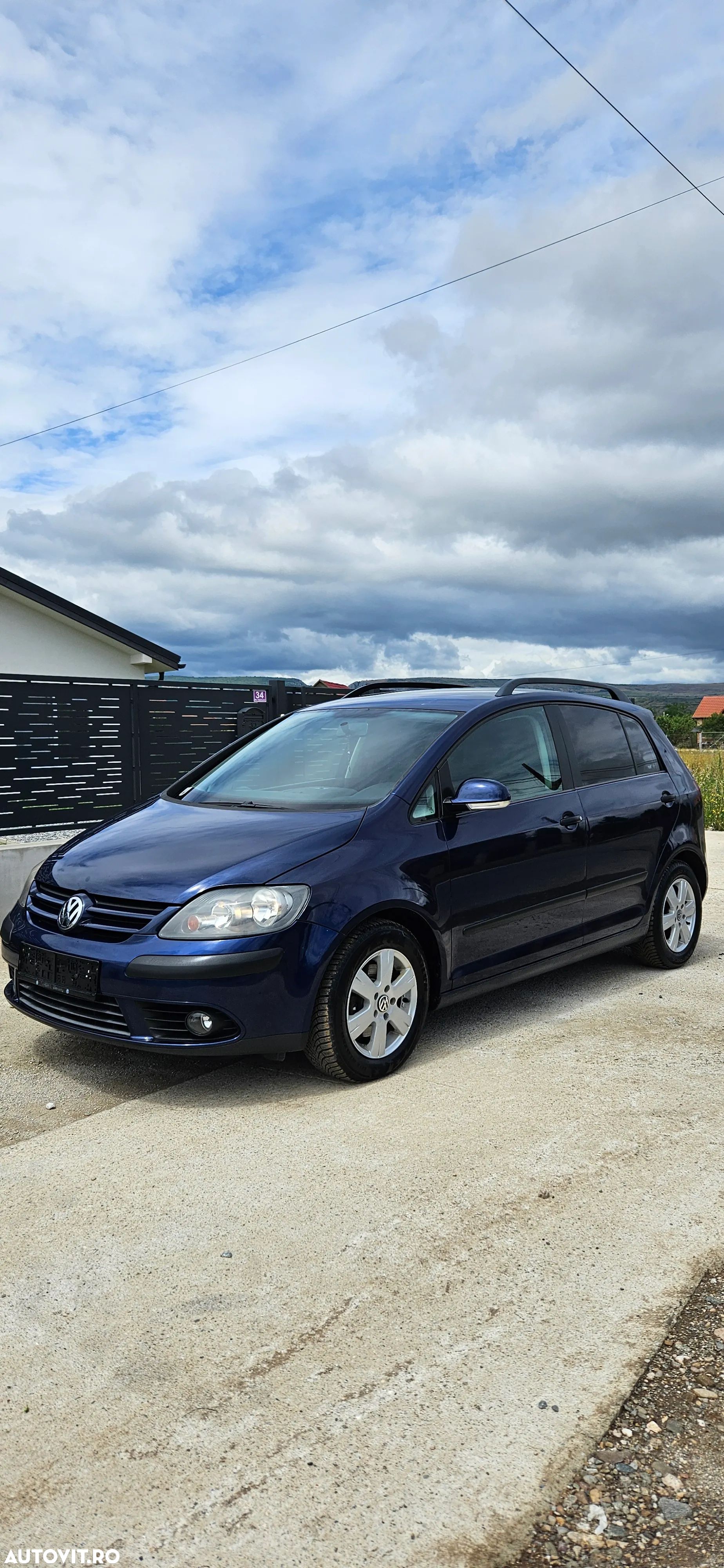 Volkswagen Golf Plus - 1