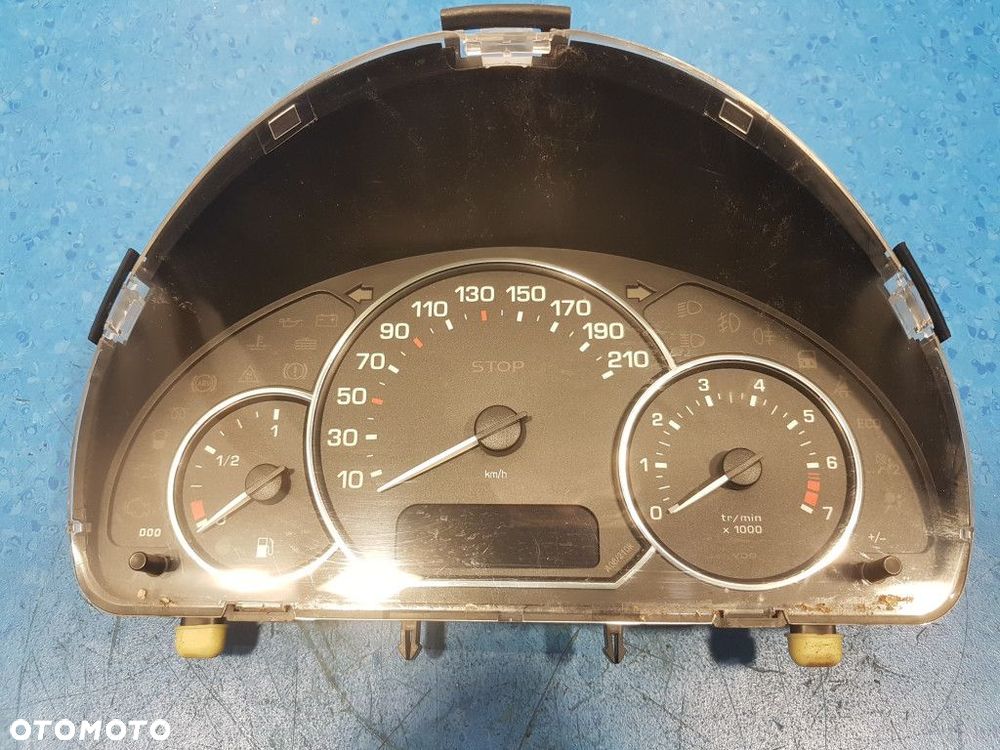 PEUGEOT 1007 1.4B LICZNIK 9658241580