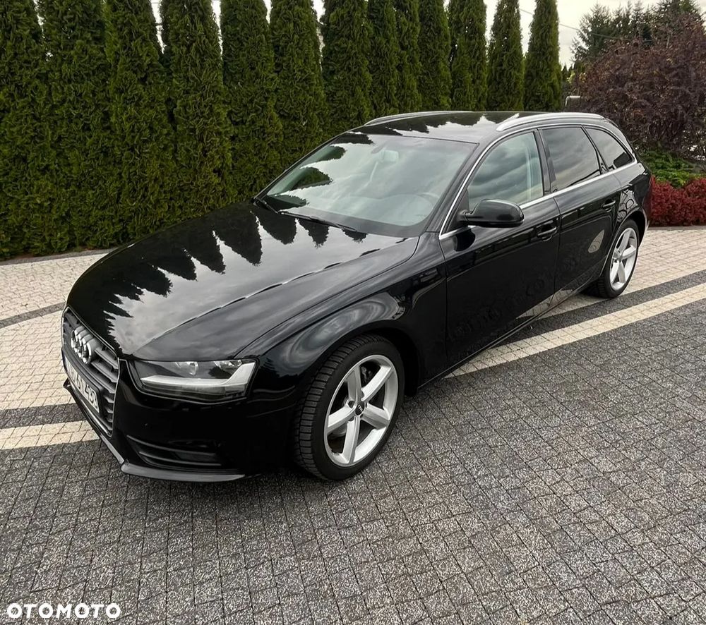 Audi A4 Avant 2.0 TDI DPF Ambiente - 1