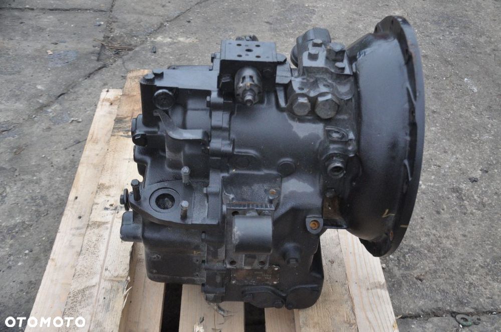 SKRZYNIA BIEGÓW MANITOU CKA989530 - 2