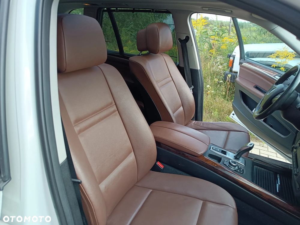 BMW X5 xDrive35i Edition Exclusive - 36