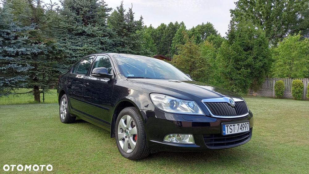 Skoda Octavia 1.6 Elegance - 2