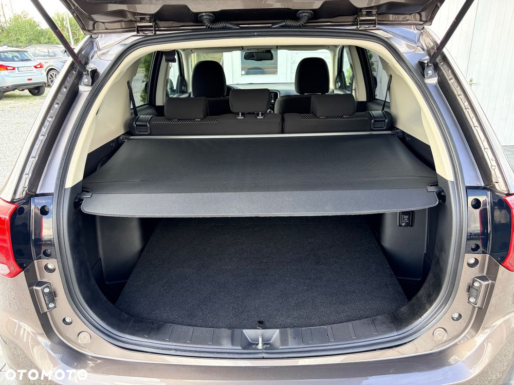 Mitsubishi Outlander 2.0 2WD Edition 100 - 15