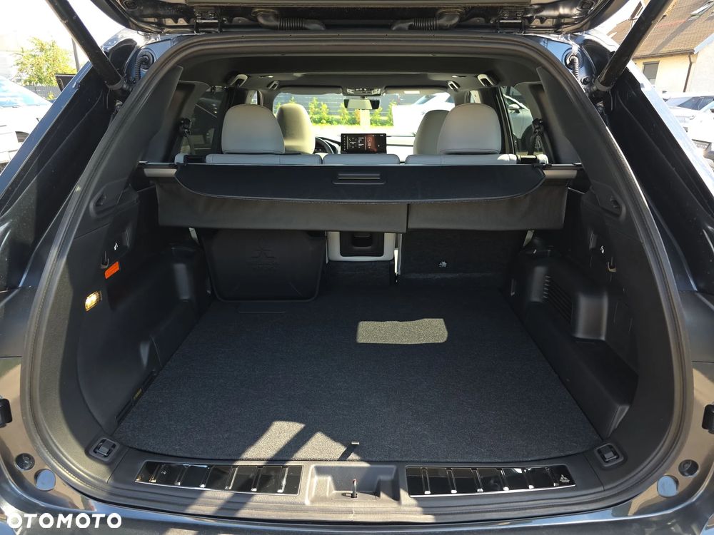 Mitsubishi Outlander Instyle - 23