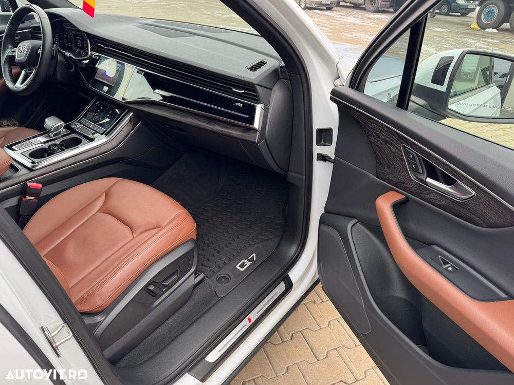 Audi Q7 3.0 55 TFSI quattro Tiptronic S Line - 7