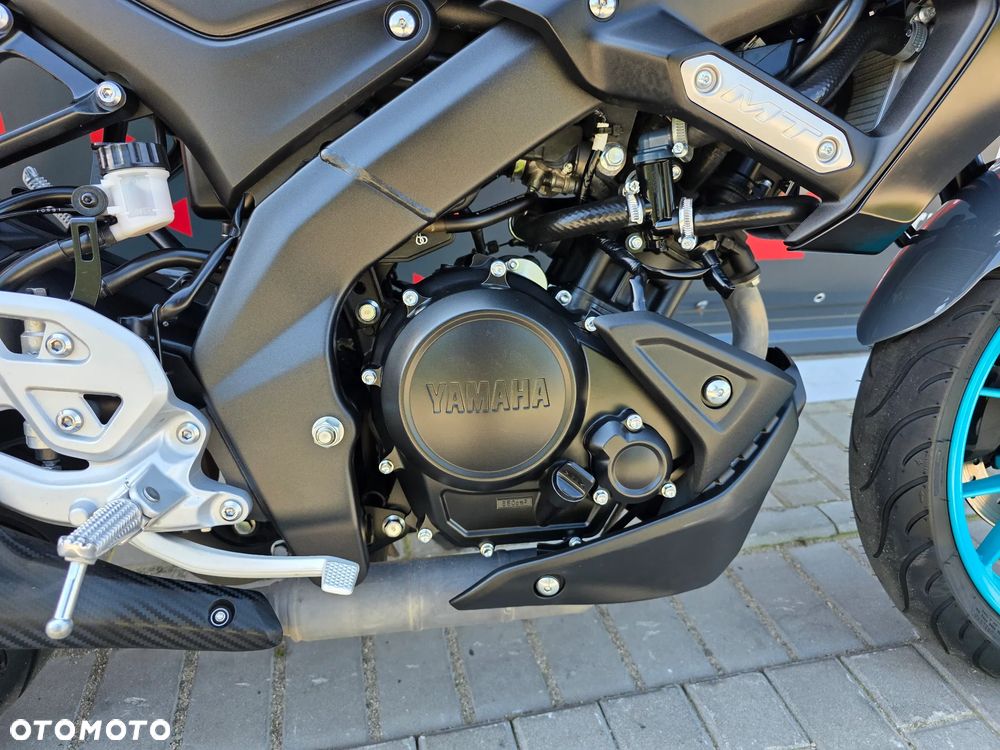 Yamaha MT - 22