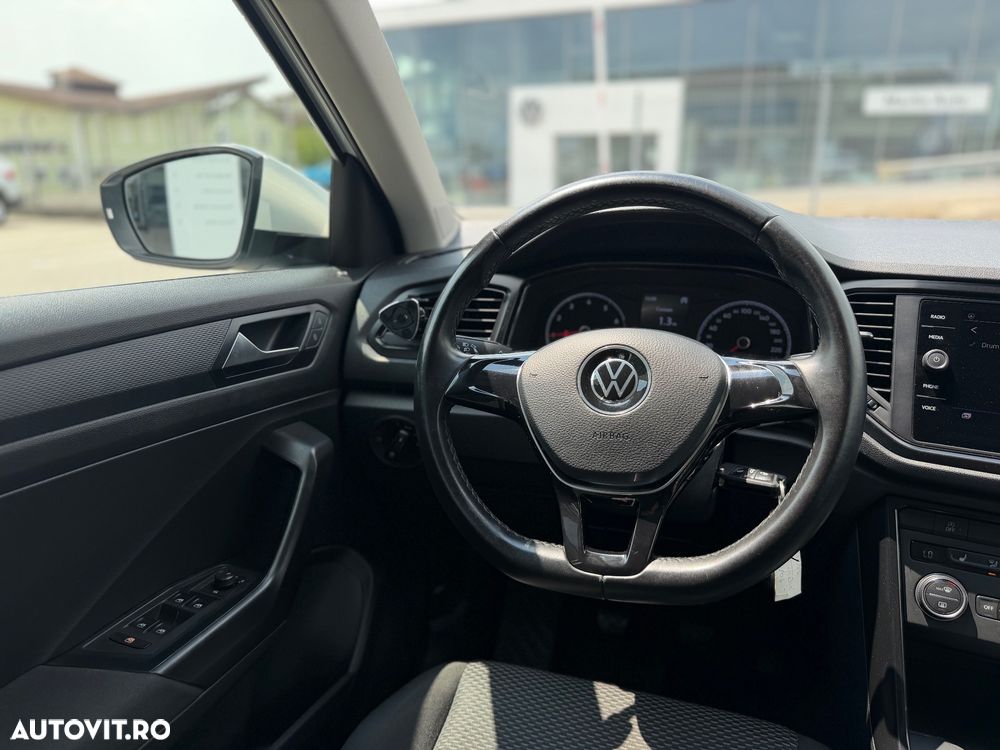 Volkswagen T-Roc - 22