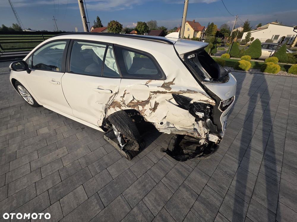 Toyota Corolla 1.8 Hybrid Comfort - 14