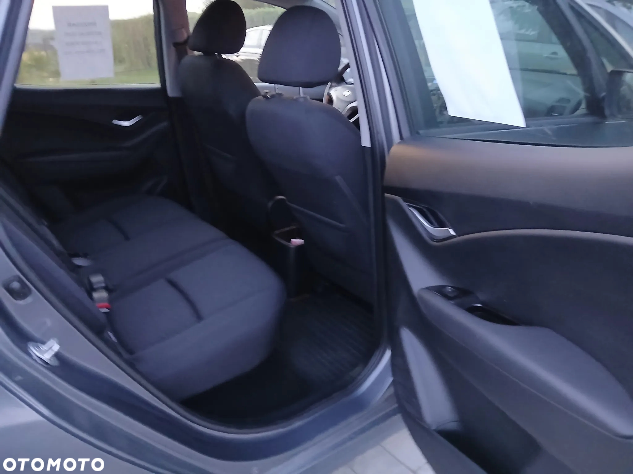 Hyundai ix20 1.4 CRDi Premium blue - 28