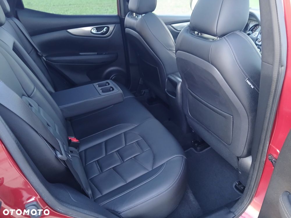 Nissan Qashqai 1.2 DIG-T Xtronic 360 - 22