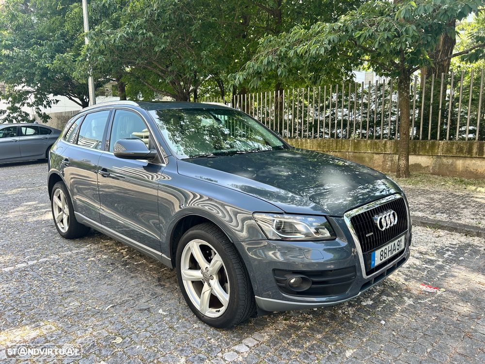 Audi Q5 3.0 TDI Exclusive S-tronic - 2