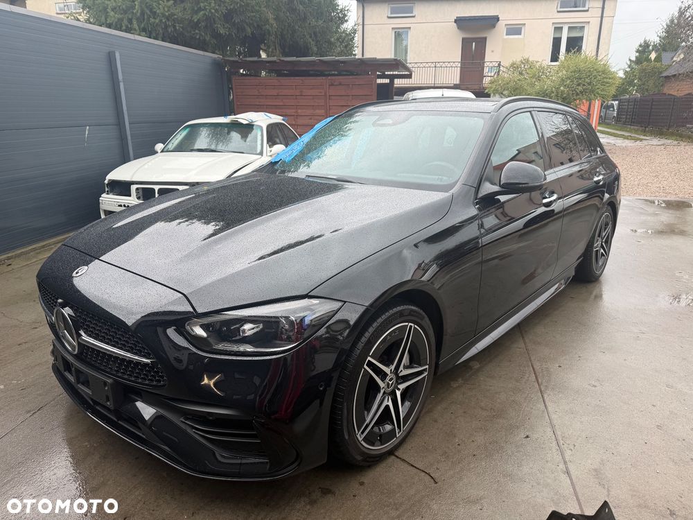 Mercedes-Benz Klasa C 300 e 9G-TRONIC
