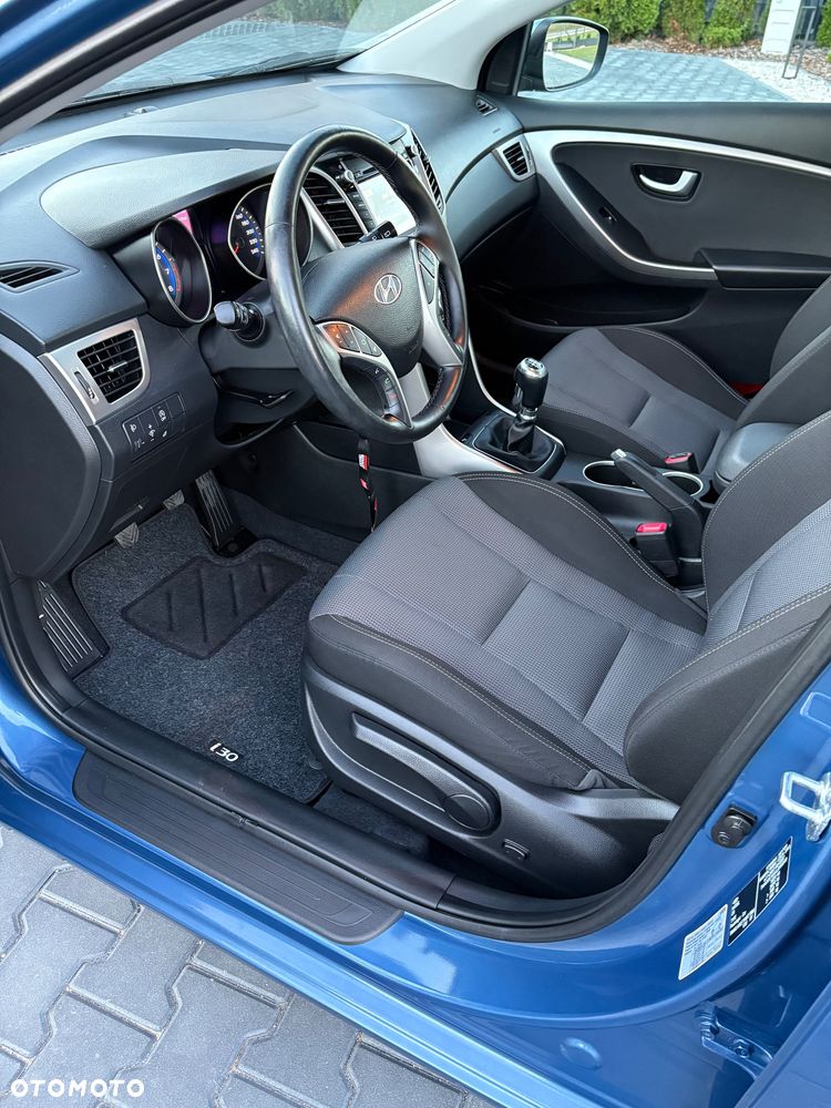 Hyundai i30 - 12