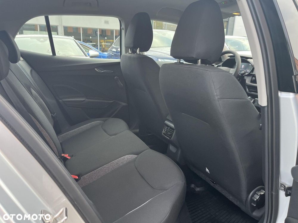 Skoda Fabia 1.0 Essence - 32