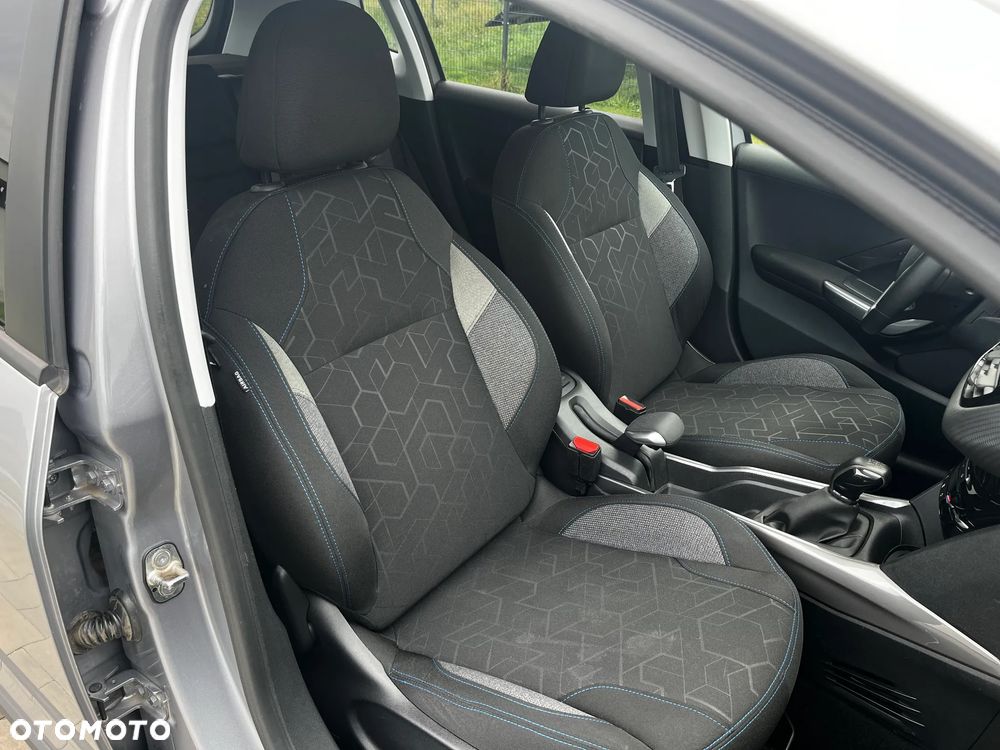 Peugeot 2008 PureTech 82 Style - 18