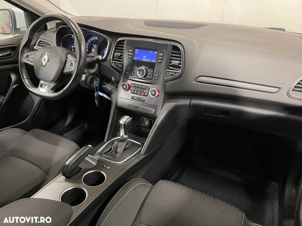 Renault Megane TCe EDC Zen - 8