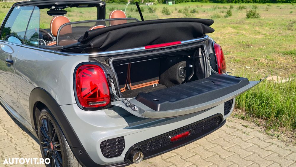 Mini Cooper John Works Trim - 9