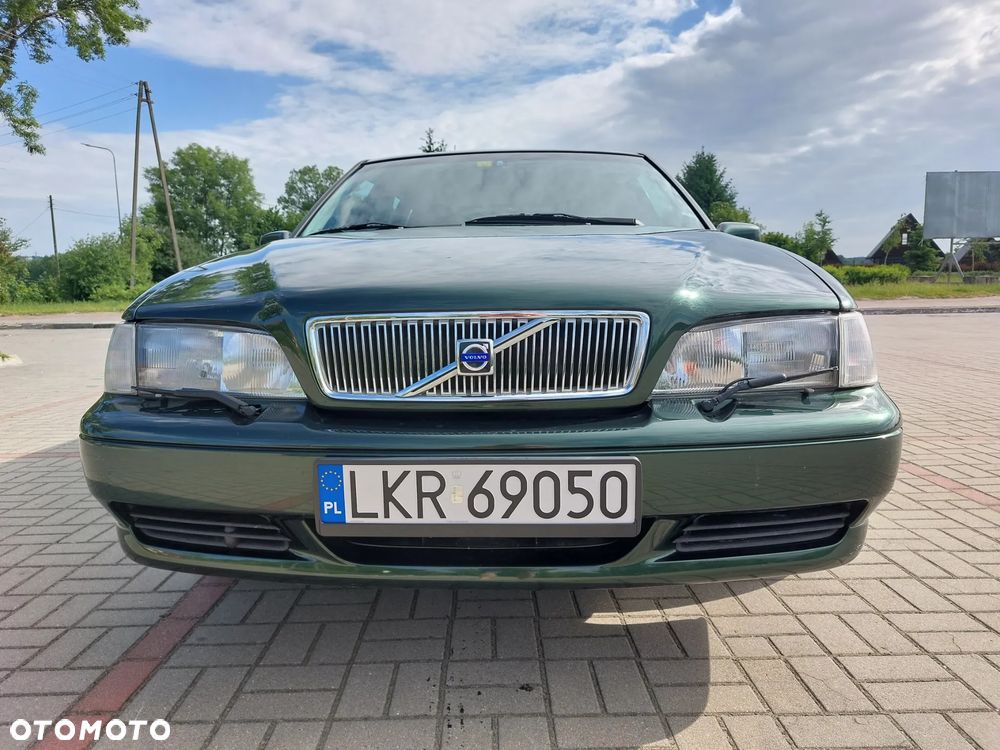 Volvo V70 2.4 - 16