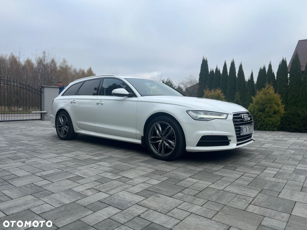 Audi A6 Avant - 1