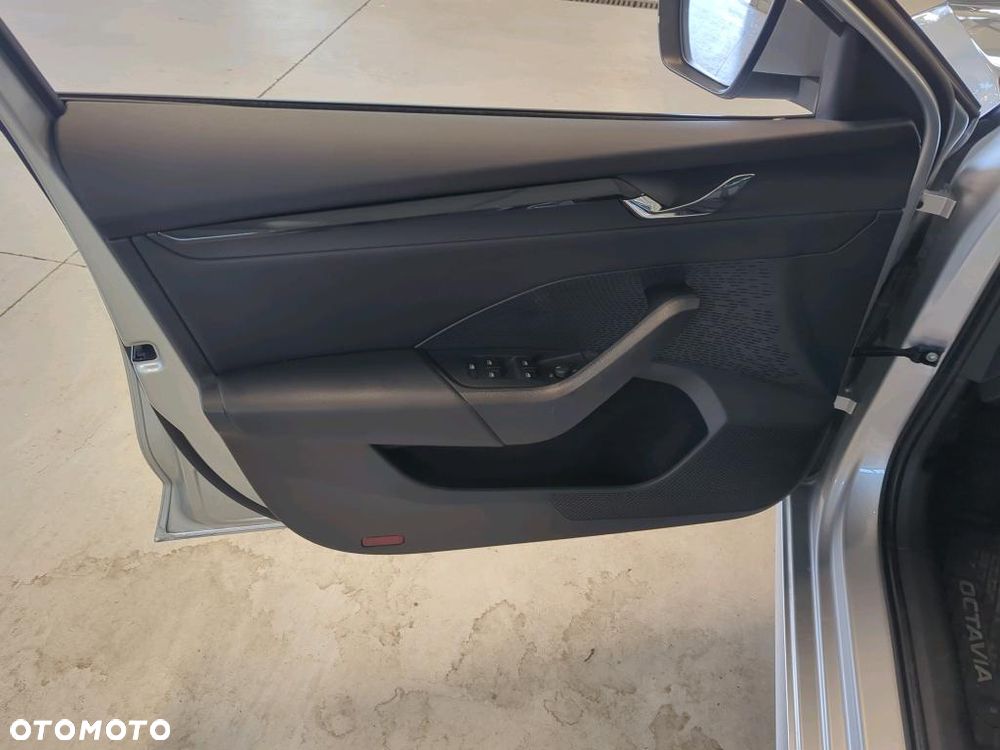 Skoda Octavia 1.5 TSI ACT Ambition - 21