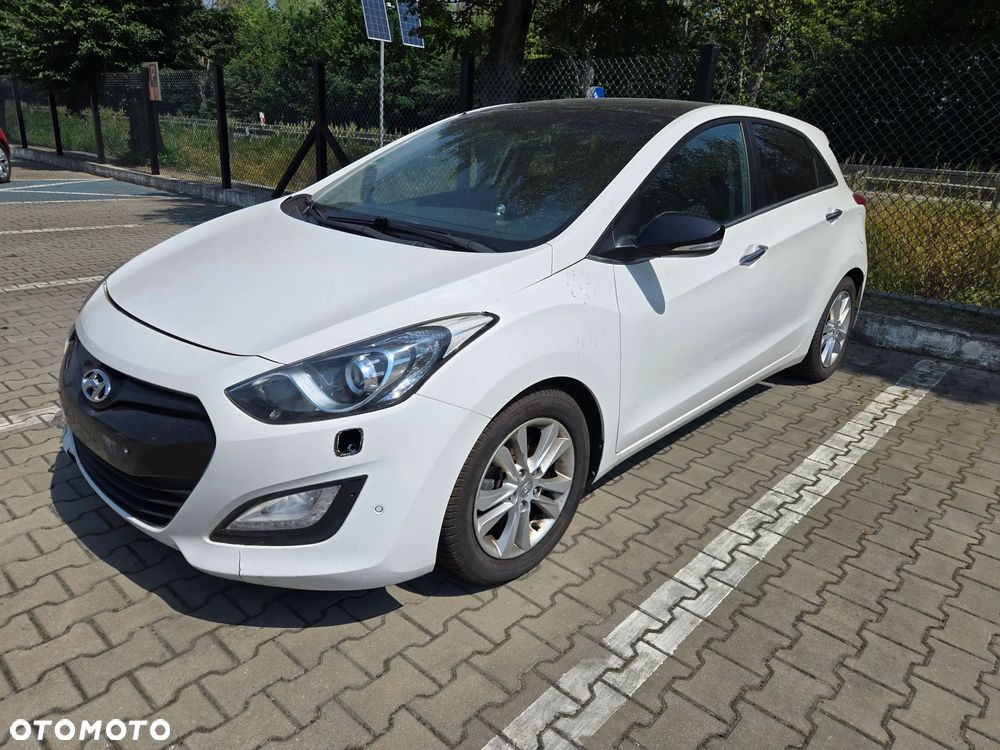 Hyundai i30 1.4 CRDi Intro Edition - 1