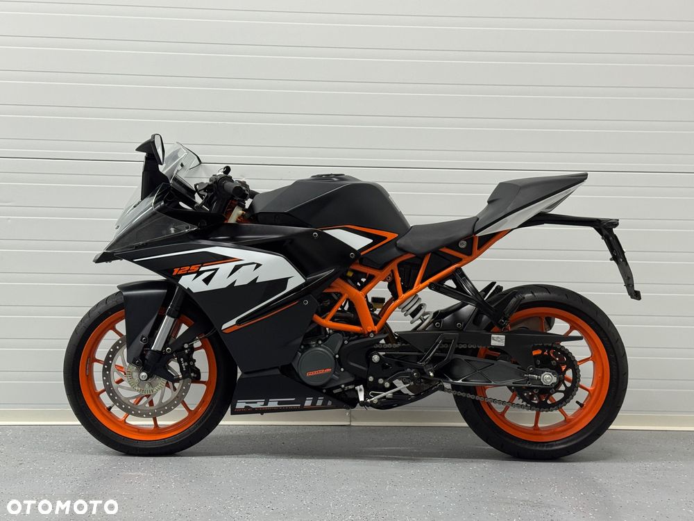KTM RC 125 - 12