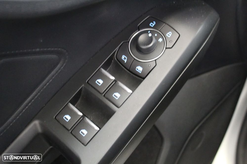 Ford Focus SW 1.0 EcoBoost MHEV ST-Line X Aut. - 8