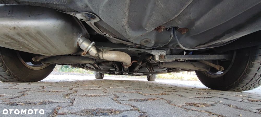 Volvo S60 2.4 Black Edition - 25