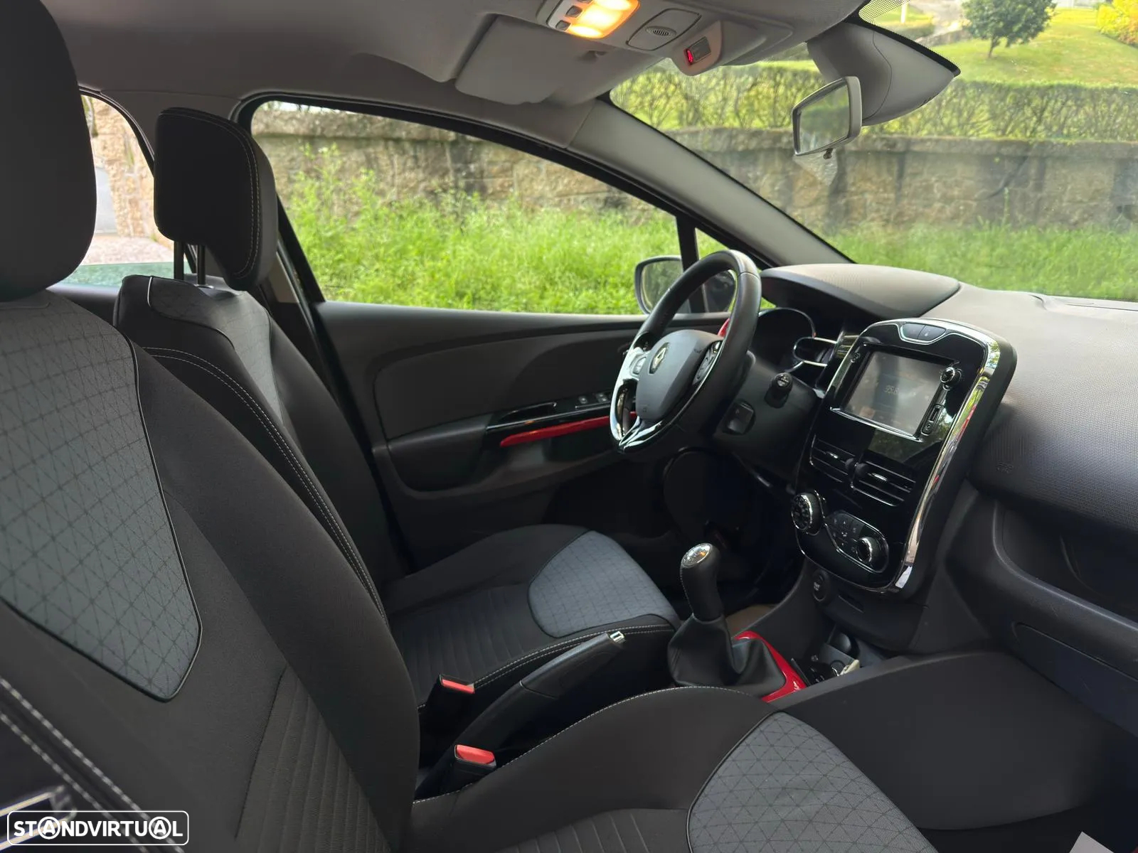 Renault Clio Energy dCi 90 Start & Stop Intens - 20