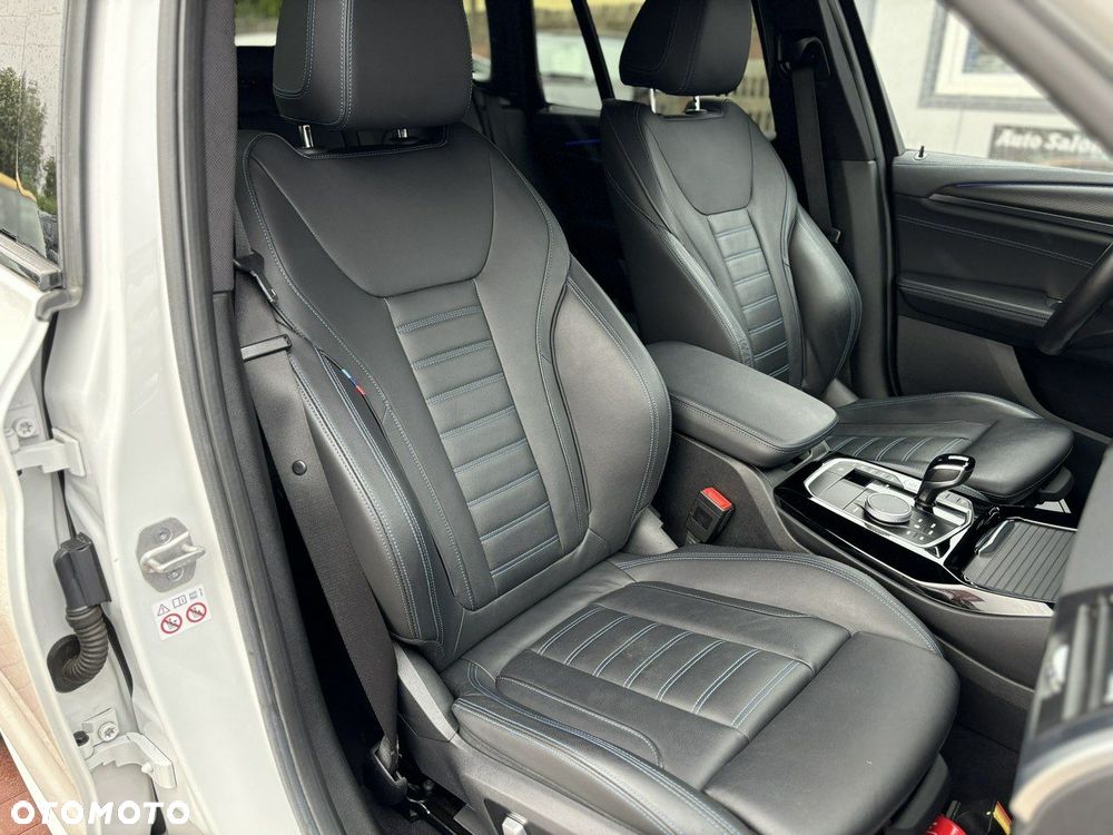 BMW X3 xDrive20i Advantage sport - 29