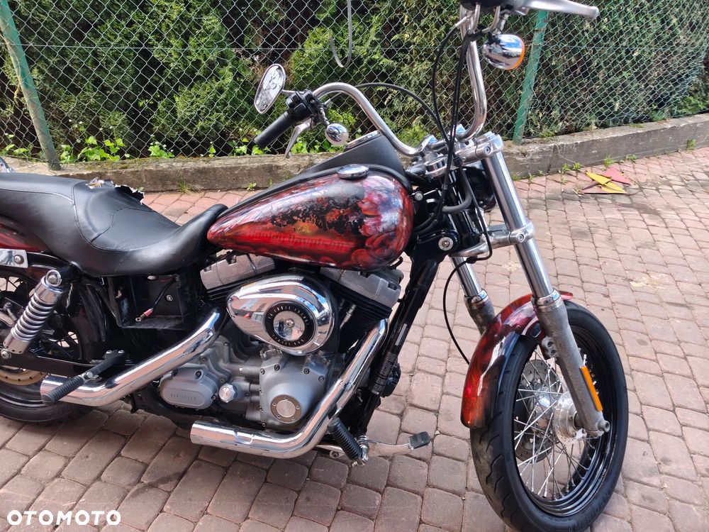 Harley-Davidson Dyna Street Bob - 5