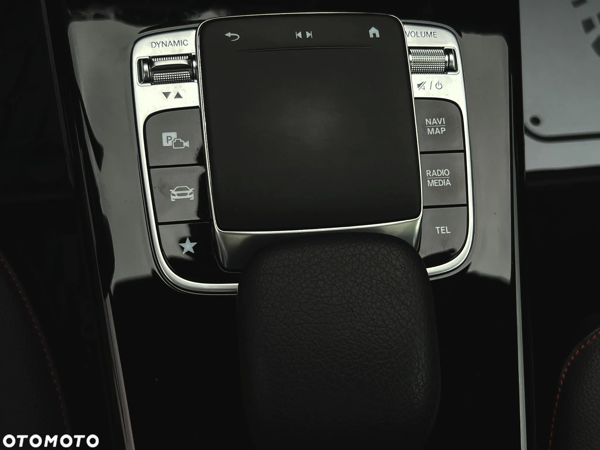 Mercedes-Benz Klasa A 220 4-Matic AMG Line 7G-DCT - 34