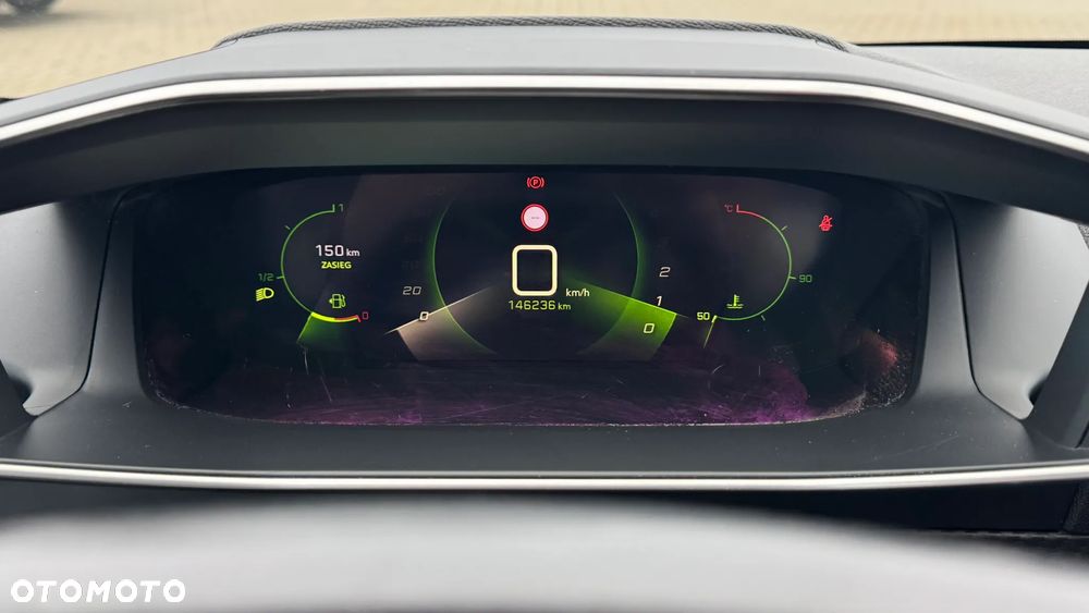 Peugeot 208 BlueHDi 100 Allure - 12