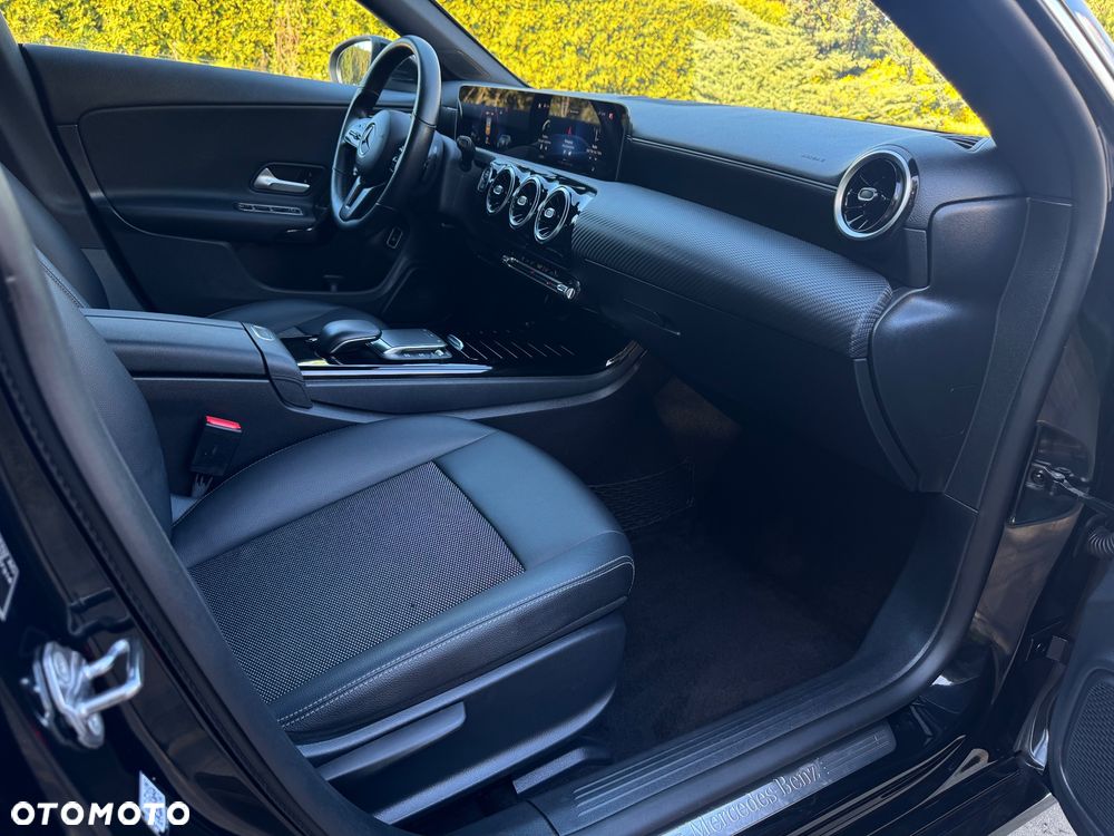 Mercedes-Benz CLA 200 d 8G-DCT Progressive - 20
