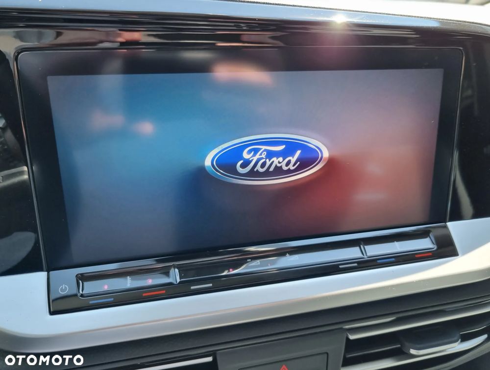 Ford Tourneo Connect Grand - 34