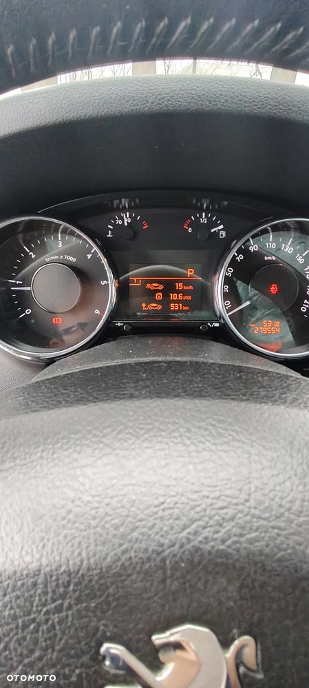 Peugeot 3008 1.6 BlueHDi Active S&S EAT6 - 7