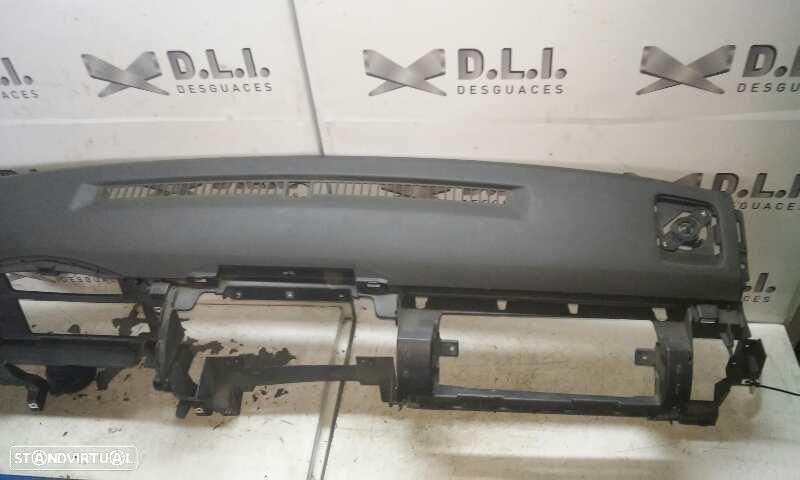 TABLIER NISSAN NAVARA PICKUP D40M - 1