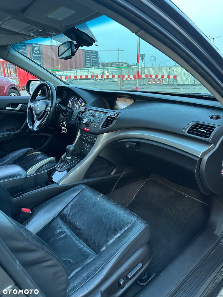 Honda Accord 2.2d Executive - 12