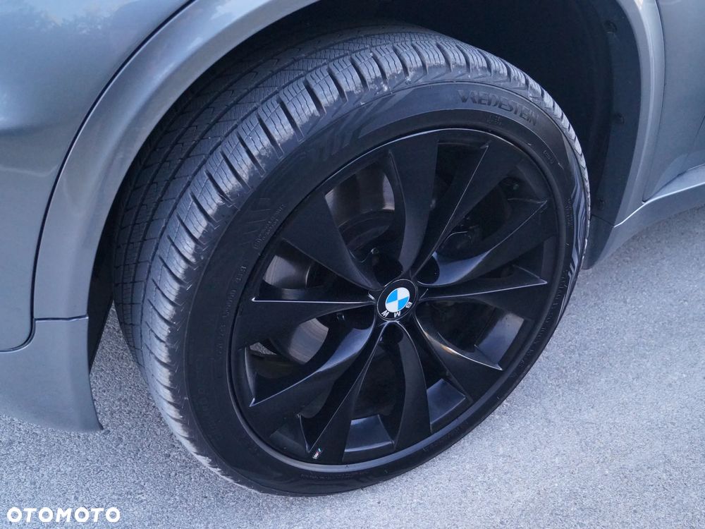 BMW X5 3.0sd - 8