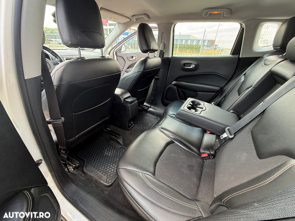 Jeep Compass 2.0 M-Jet 4x4 Longitude - 17