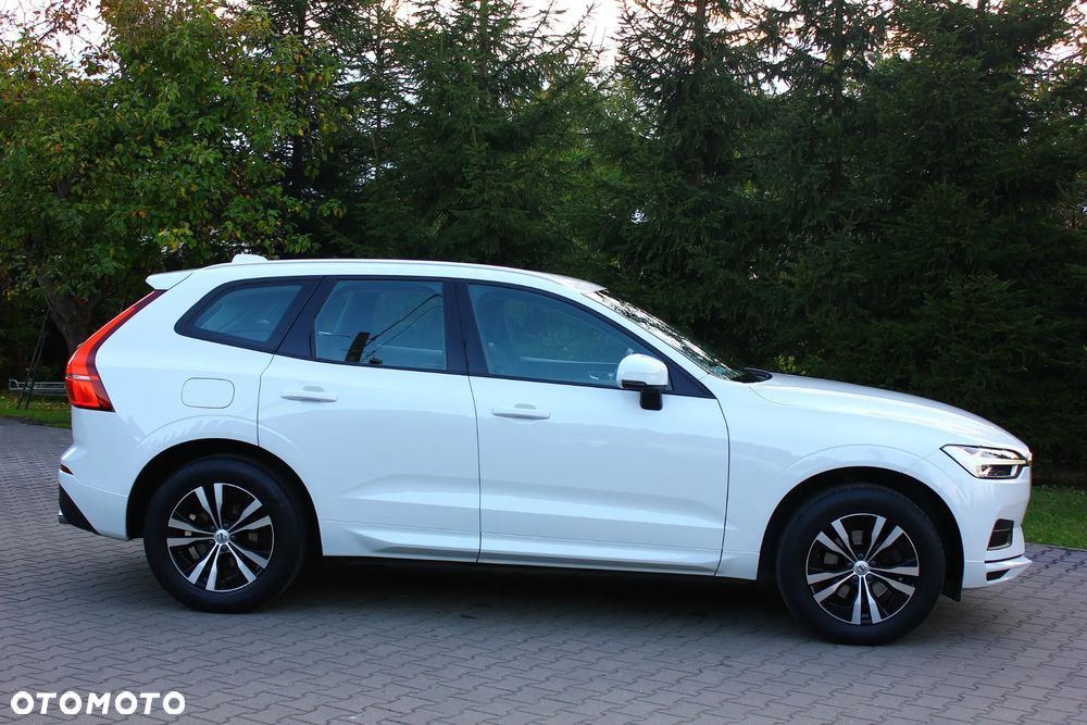 Volvo XC 60 D4 Momentum Pro - 6