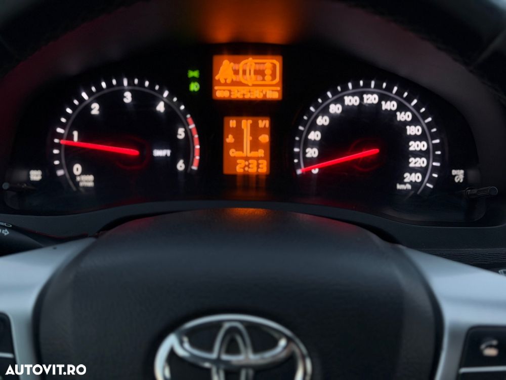 Toyota Avensis 2.0 D-4D Edition - 6