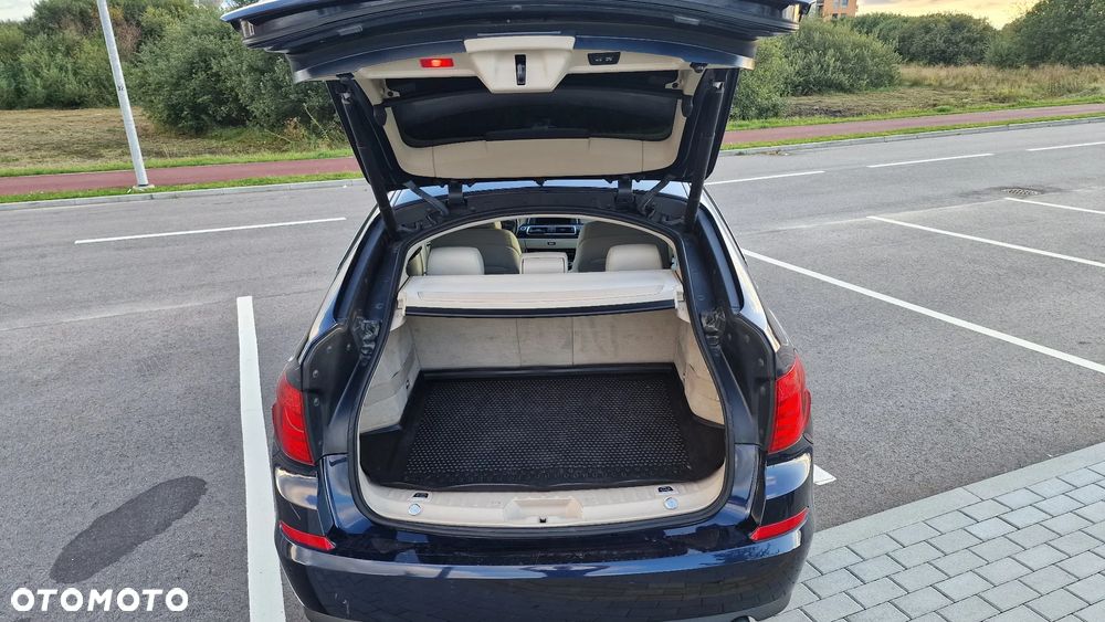 BMW 5GT 535d - 15