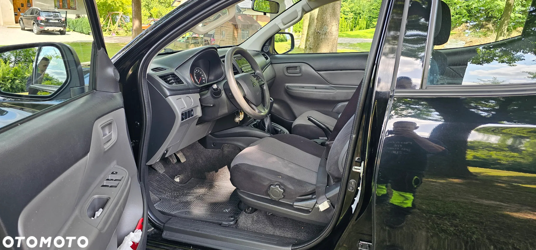 Mitsubishi L200 - 10