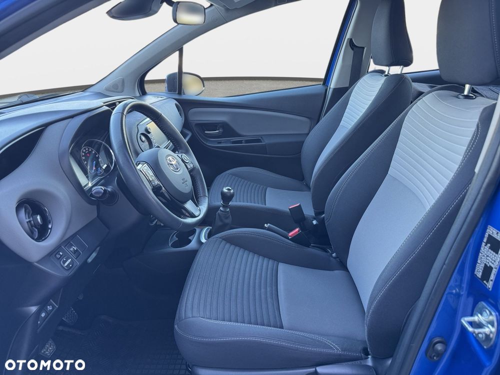Toyota Yaris - 21