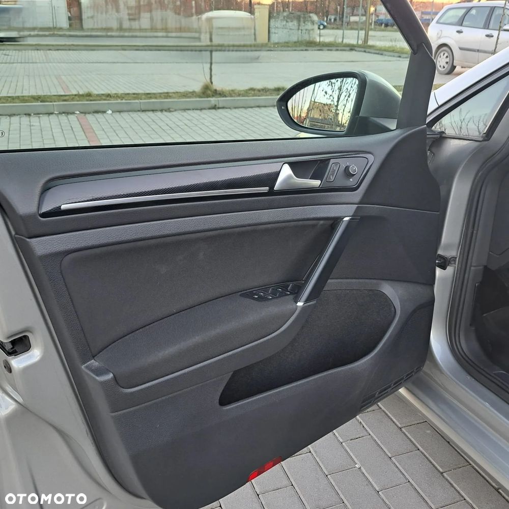 Volkswagen Golf 1.4 TSI BMT Highline - 10