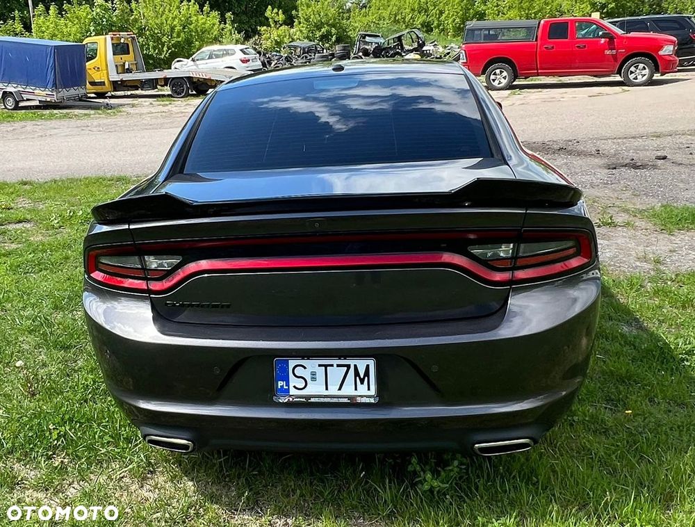 Dodge Charger - 13